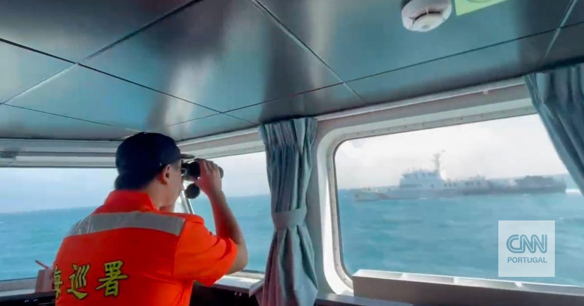 Taiwan Defense Minister warns that threat from China is urgent and real