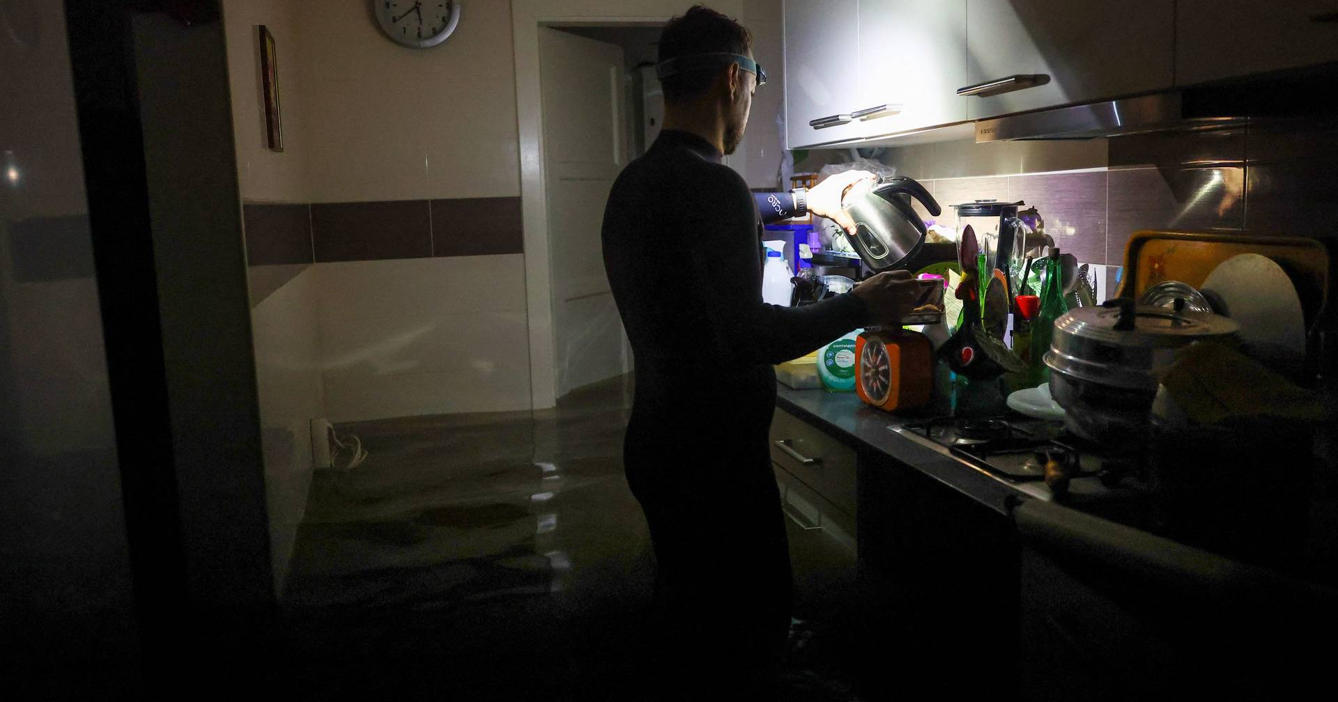 Lost documents in the storm? Notaries will help