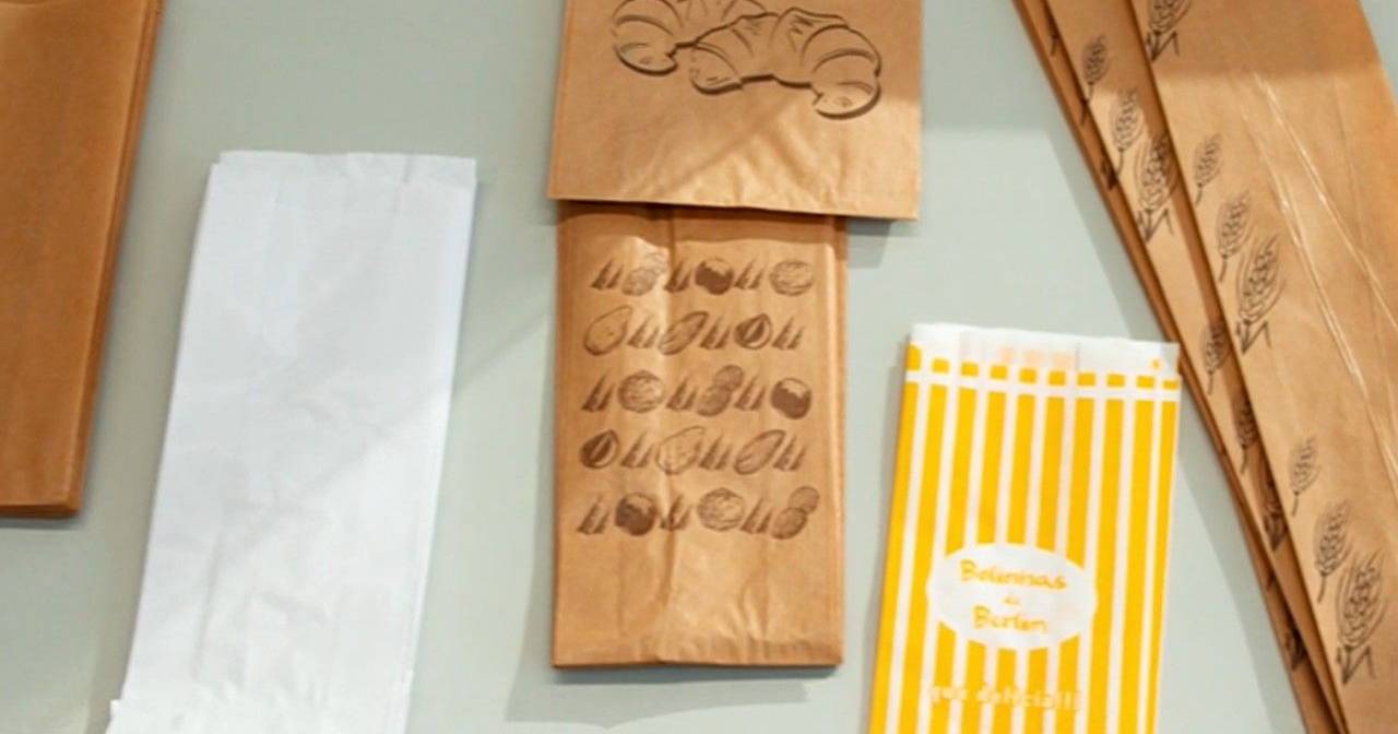 The business of supermarket bags, which are no longer just a functional and discreet object