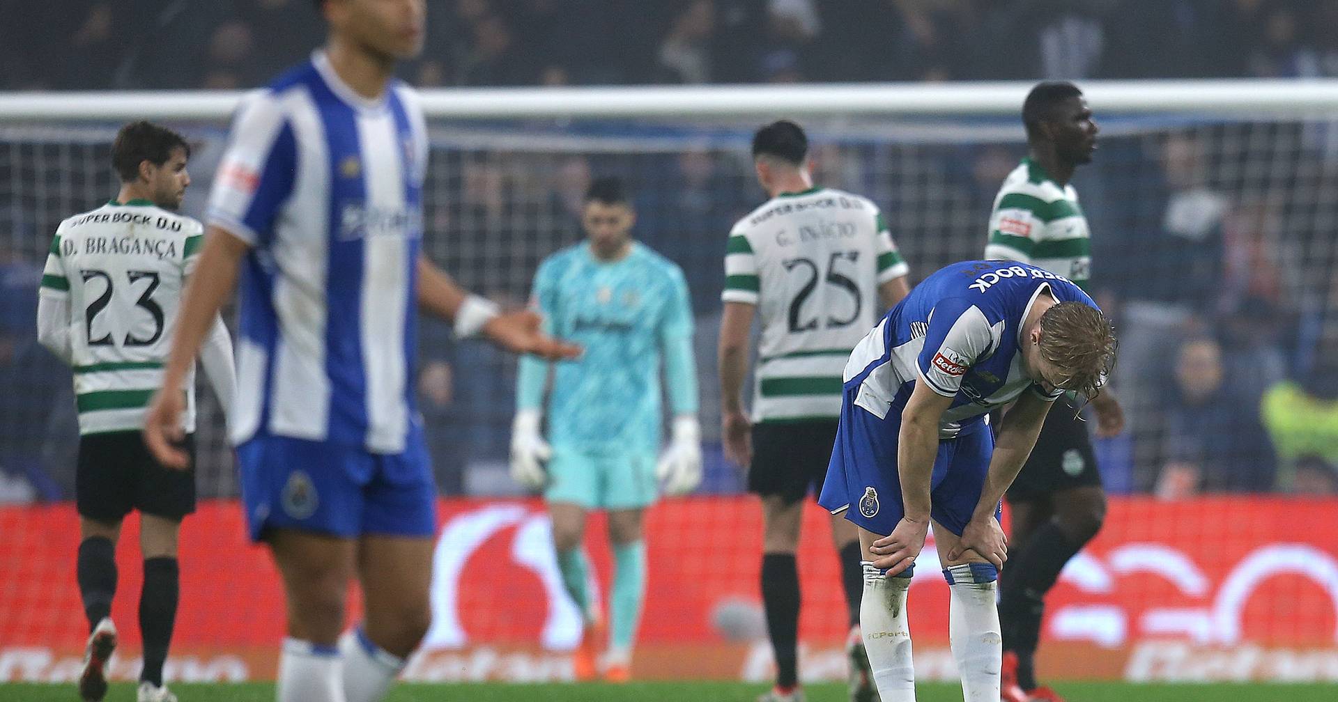 The FC Porto-Sporting controversies: stolen towels, hidden balls and problems in the locker room