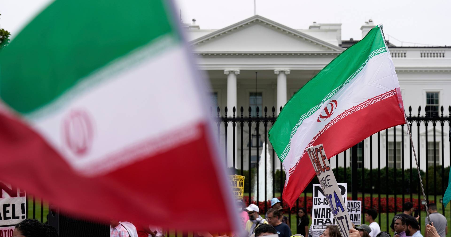 Donald Trump threatens Iran with “very traumatic consequences” if there is no nuclear deal