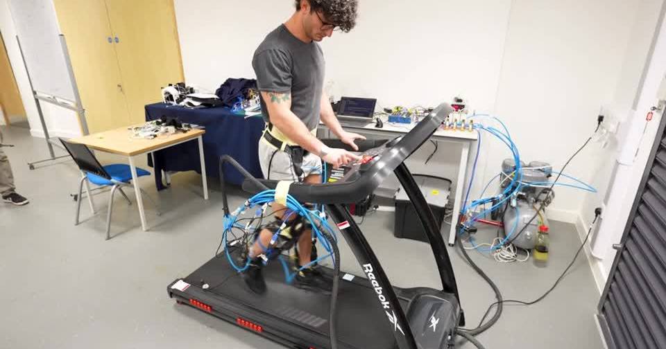 Robotic pants promise to give astronauts “extra muscles”