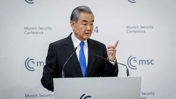 While Rubio tries to redeem himself, China seeks to attract Europe: "We are partners, not rivals"