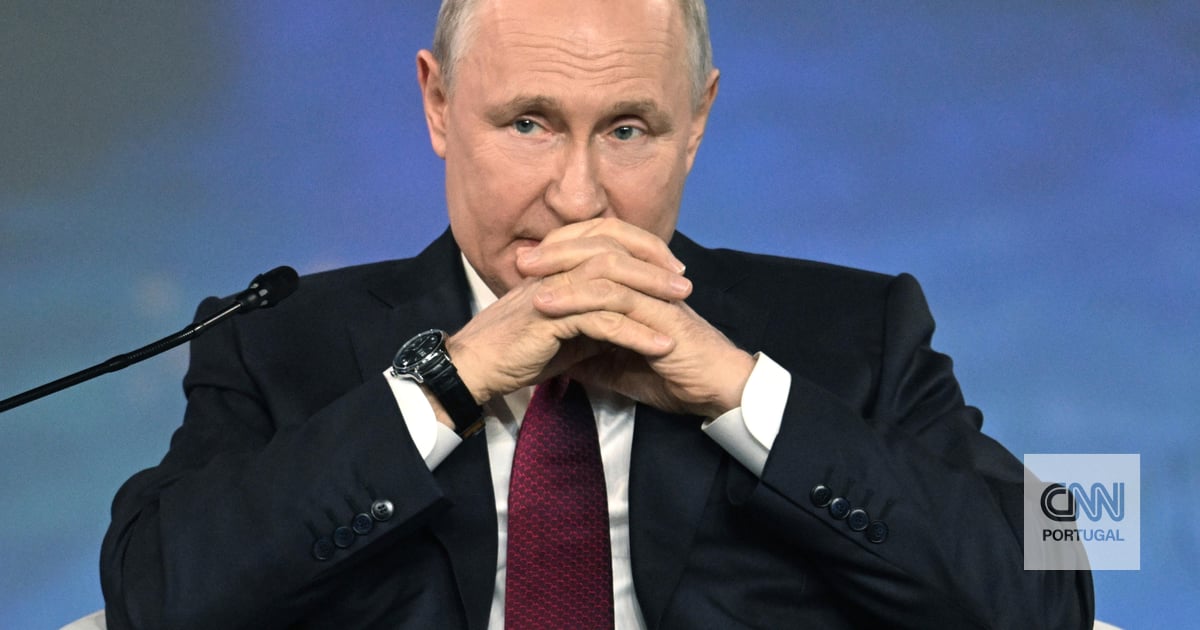 Russia is building new military facilities along the border with Finland, "just like during the Cold War"