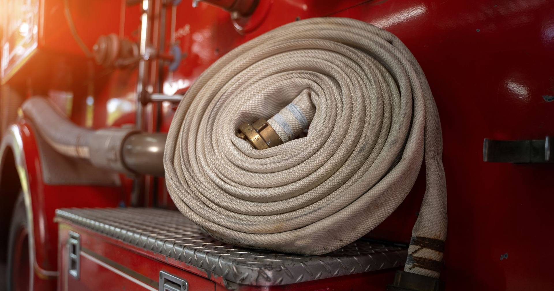 House fire leaves four people homeless in Paredes