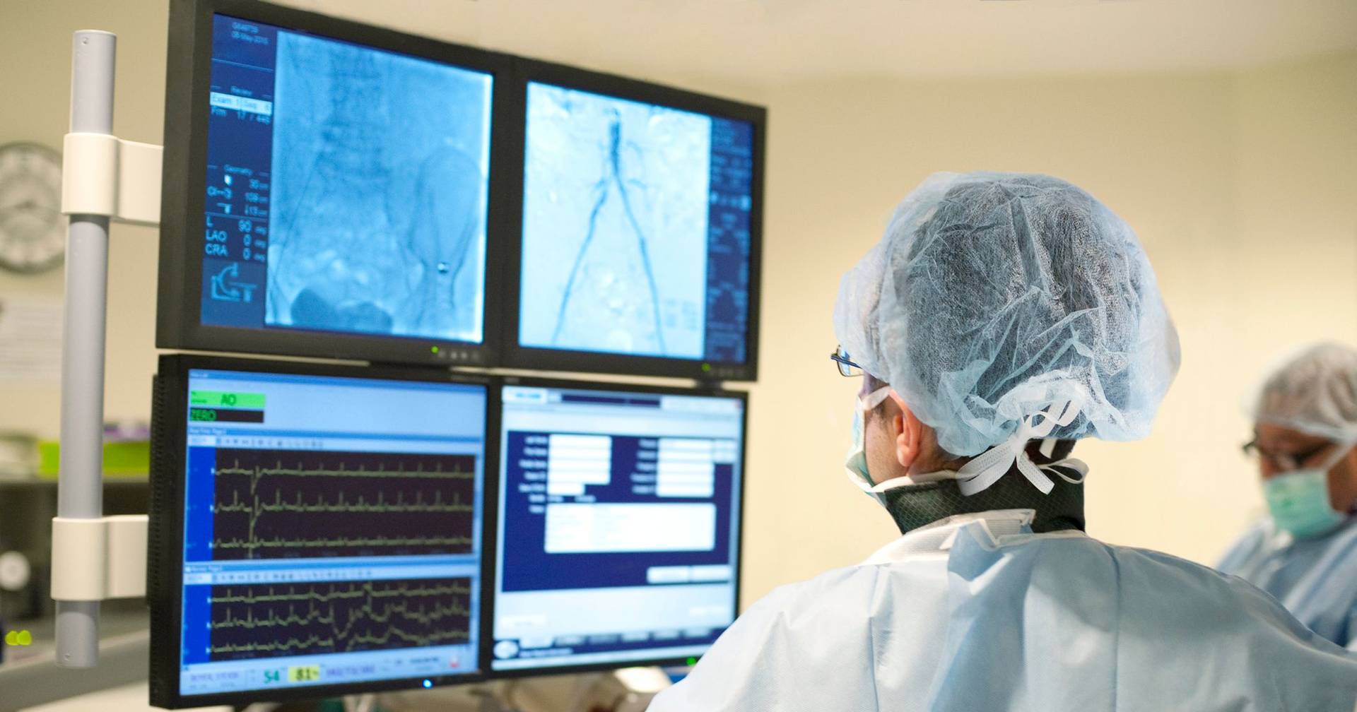 Long waiting lines leave heart patients at risk, hospitals appeal