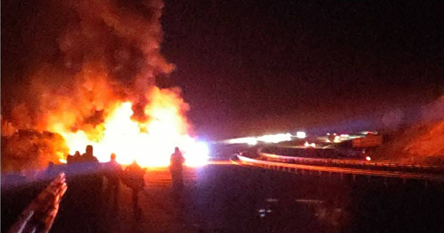 Bus catches fire on the A2 between Almodôvar and São Bartolomeu de Messines