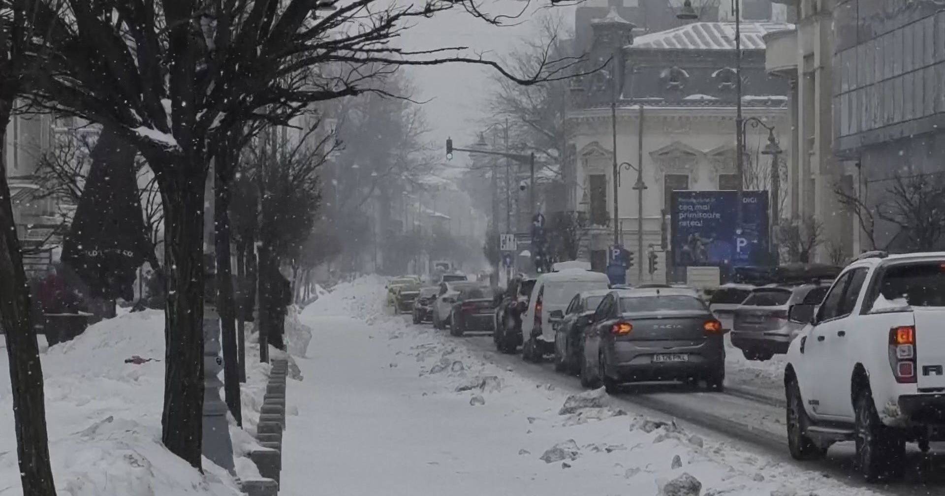 Severe snowstorms affect Europe, USA and Asia