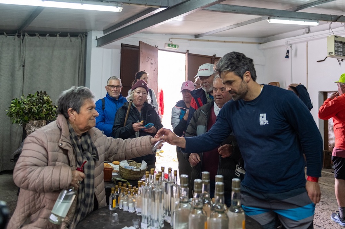 Walking tour in Cortelha includes a visit to medronho distilleries in Serra do Caldeirão
