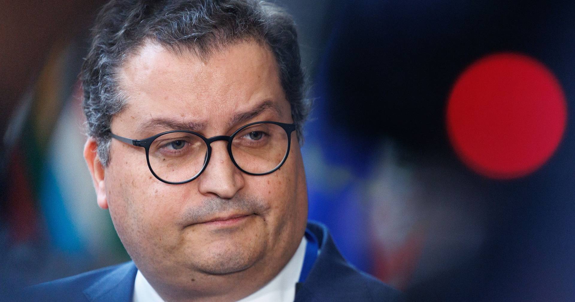 Minister of Finance under observation at Santa Maria hospital