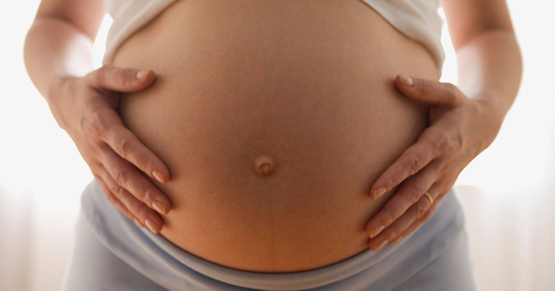 Are you pregnant and need to go to the emergency room? Know when to call SNS 24 or 112