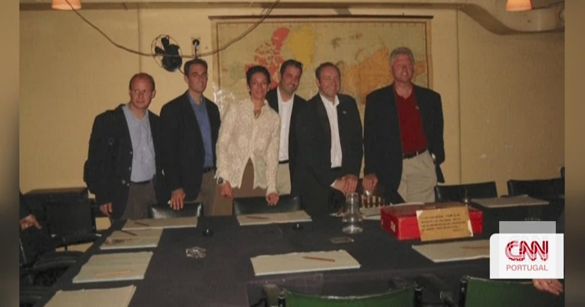 Bill Clinton assures Congress that he did not do or saw anything wrong with Epstein