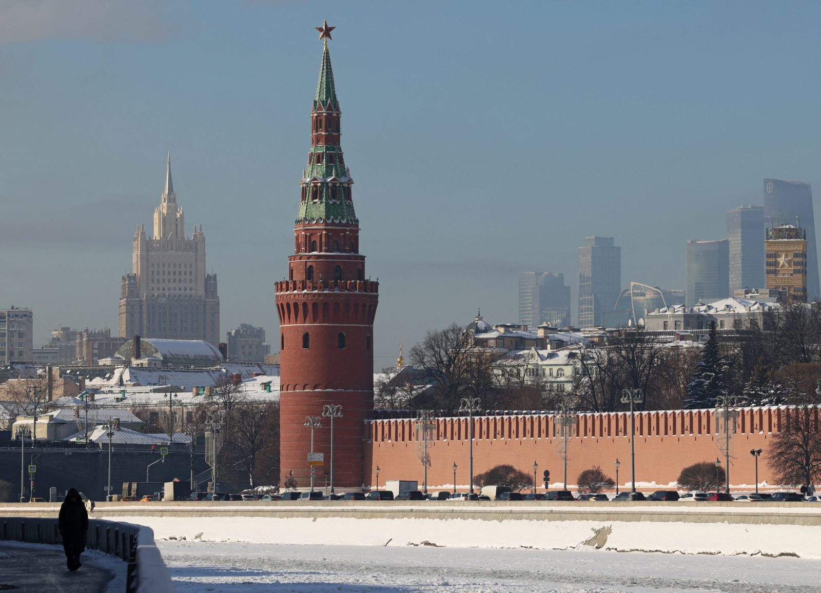 Russia: Lieutenant General Vladimir Alekseev was shot - Moscow sees an assassination attempt