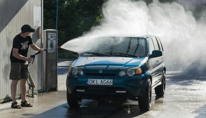 Washing your car: don't make these four mistakes