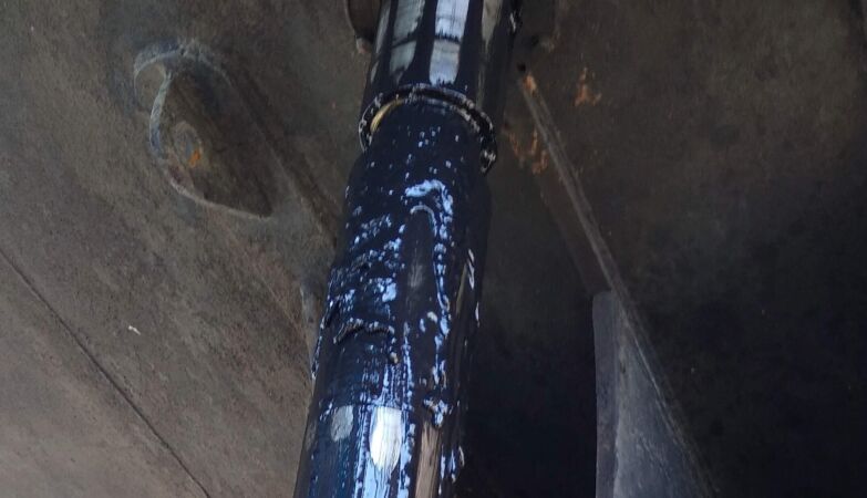 “ShipGoo001”. Mysterious black goo that covered a ship turned out to be a new form of life