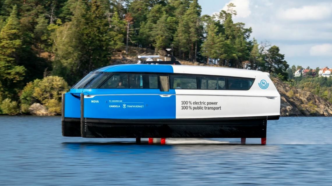 “Flying” electric ferry is officially a big hit in Stockholm