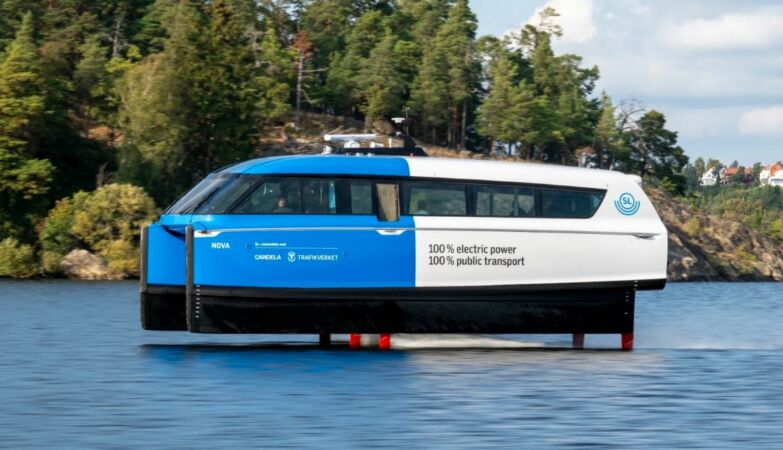 “Flying” electric ferry is officially a big hit in Stockholm