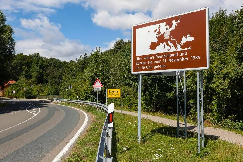 The former frontier now constitutes a wildlife refuge nearly 1,400 kilometers long (Image BROKER.com/Alamy Stock Photo)