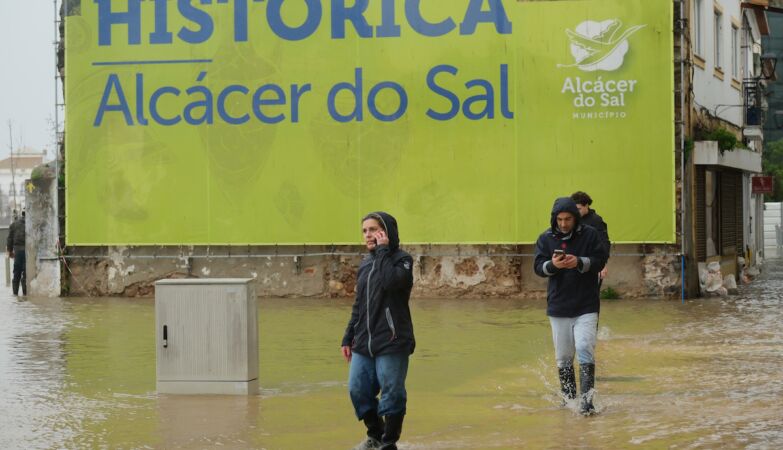 89 people rescued from the flood of the Sado River in Alcácer do Sal. “There is nothing to be done against Nature”