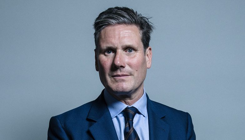 Starmer with his political future at risk after the Mandelson case, which involves Jeffrey Epstein