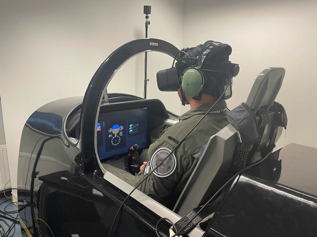 They can't relax for a second: how the Netherlands “spy” on the minds of their pilots