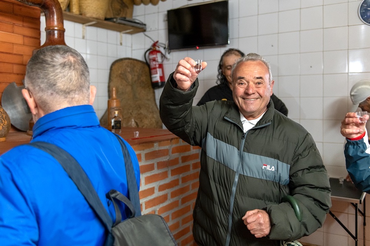 Walking tour in Cortelha includes a visit to medronho distilleries in Serra do Caldeirão