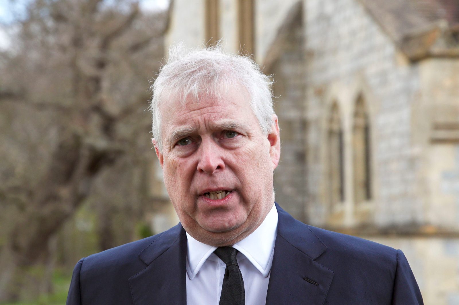 BBC: Andrew's date with 20-year-old through Epstein