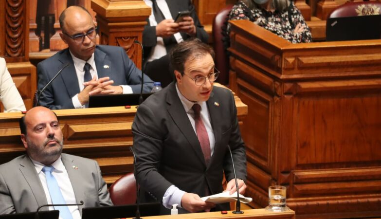 1143 denounces Enough: deputy Rui Afonso bought votes from neo-Nazis and Super Dragões