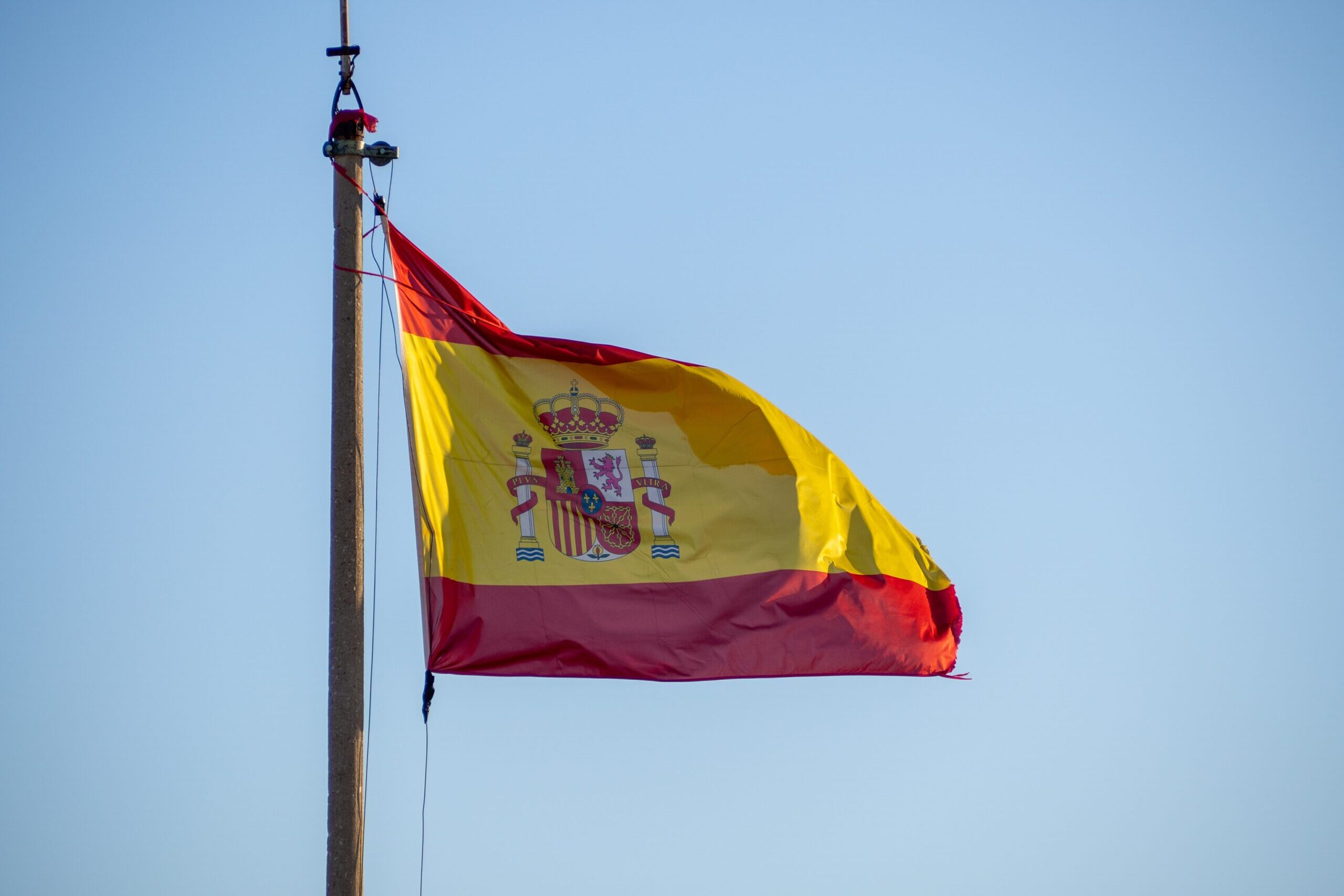 Spain has just decreed an increase in the minimum wage: this is the new value and those who receive it are exempt from Income Tax