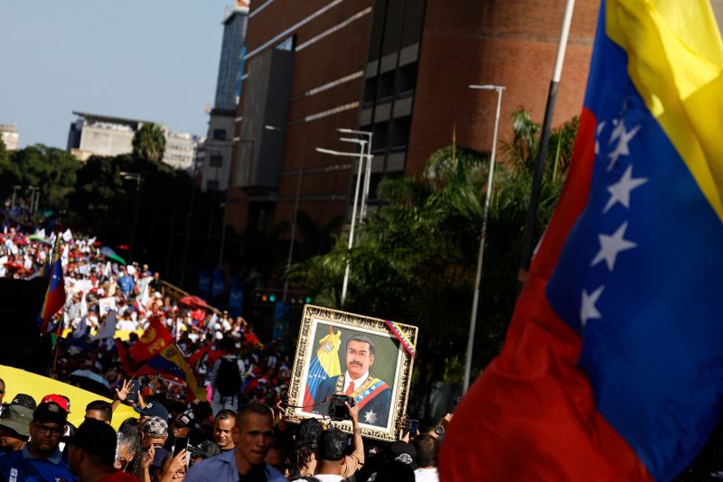 Meat and chicken are cheaper, houses not so much: Caracas, current situation