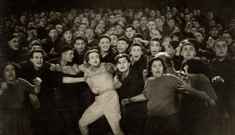 A 1927 film imagined what the world would be like in 2026