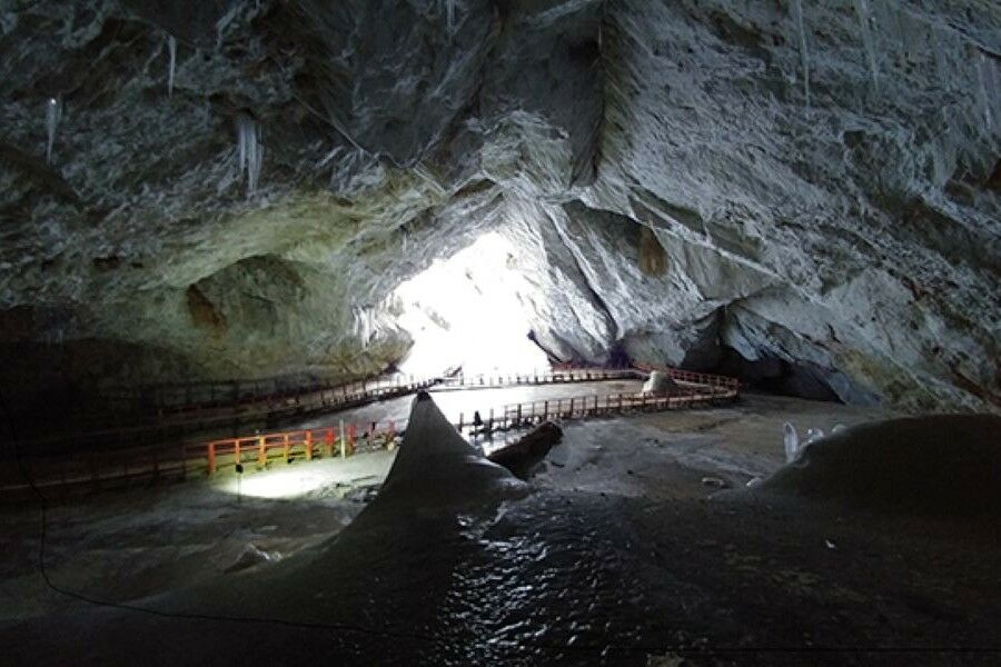 Secret to fighting superbugs may have been frozen for 5000 years