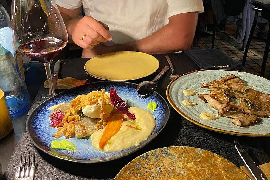 Metrópole Restaurante Bar Lounge.