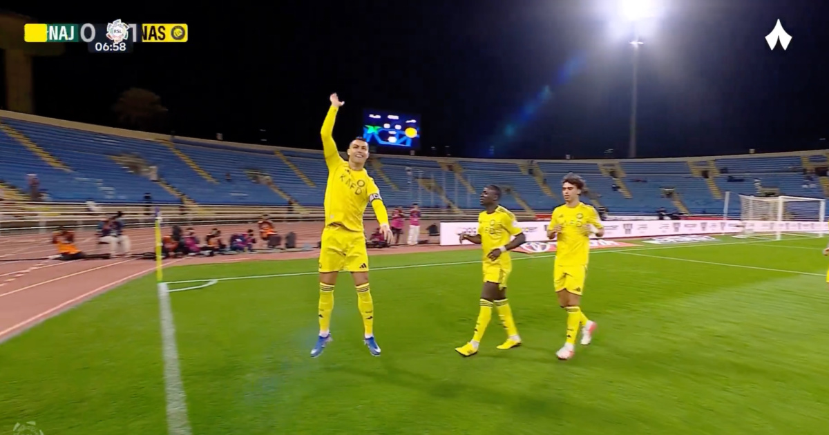 Cristiano Ronaldo creates new goal celebration by taunting Rúben Neves