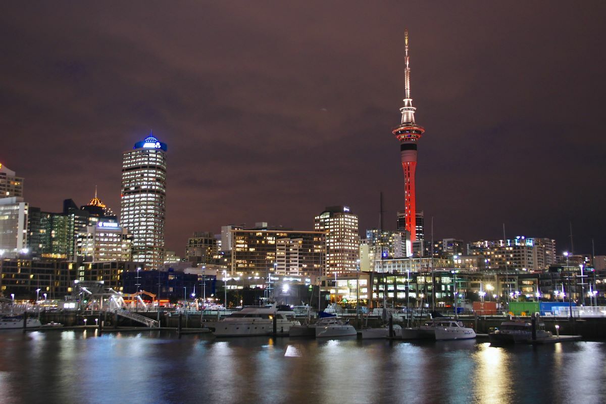 New Zealanders are emigrating in record numbers. What's going on?