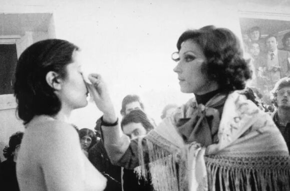 She stayed quiet for 6 hours and let the public do everything to her with 72 objects. Here's what happened