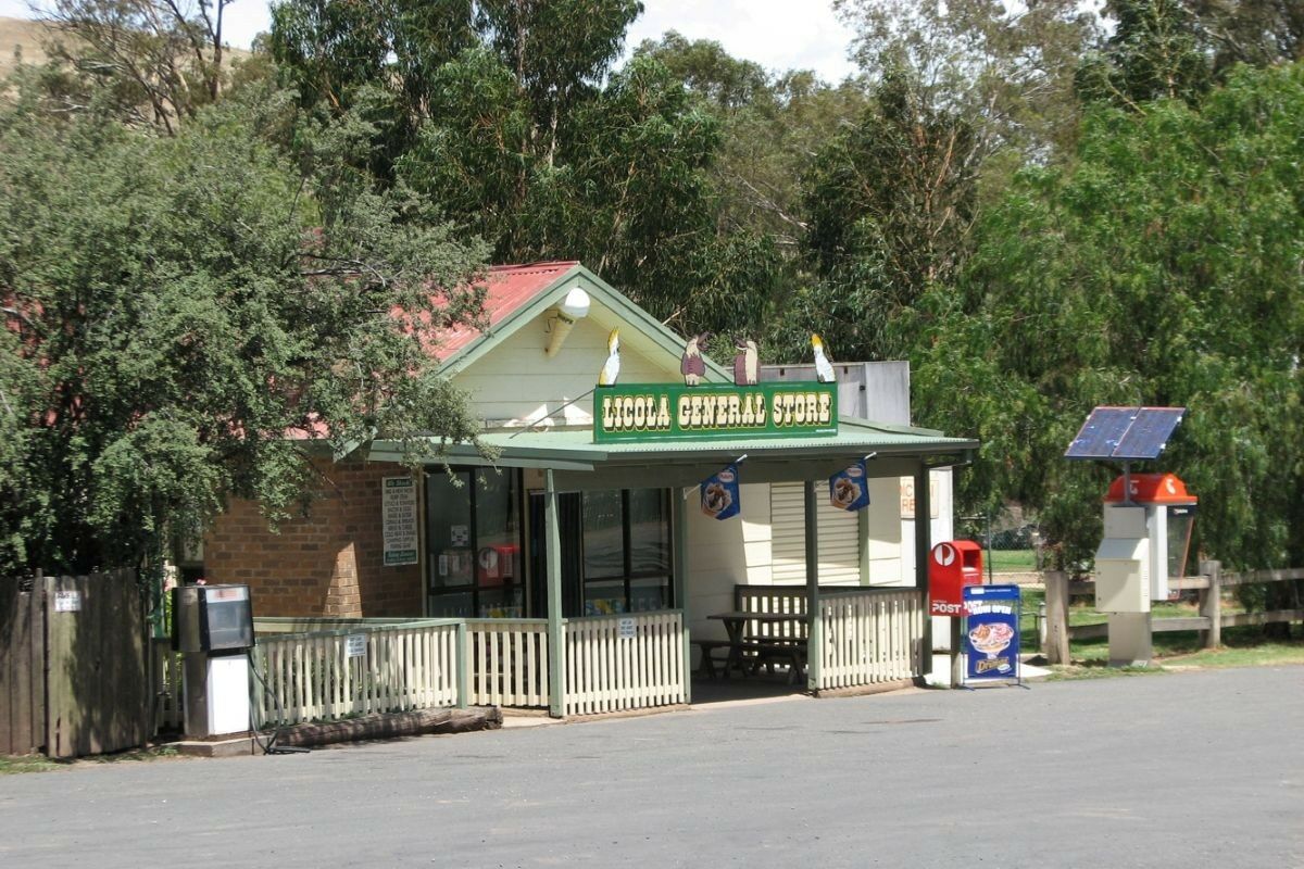 An entire city in Australia is for sale for 5 million. Residents are worried