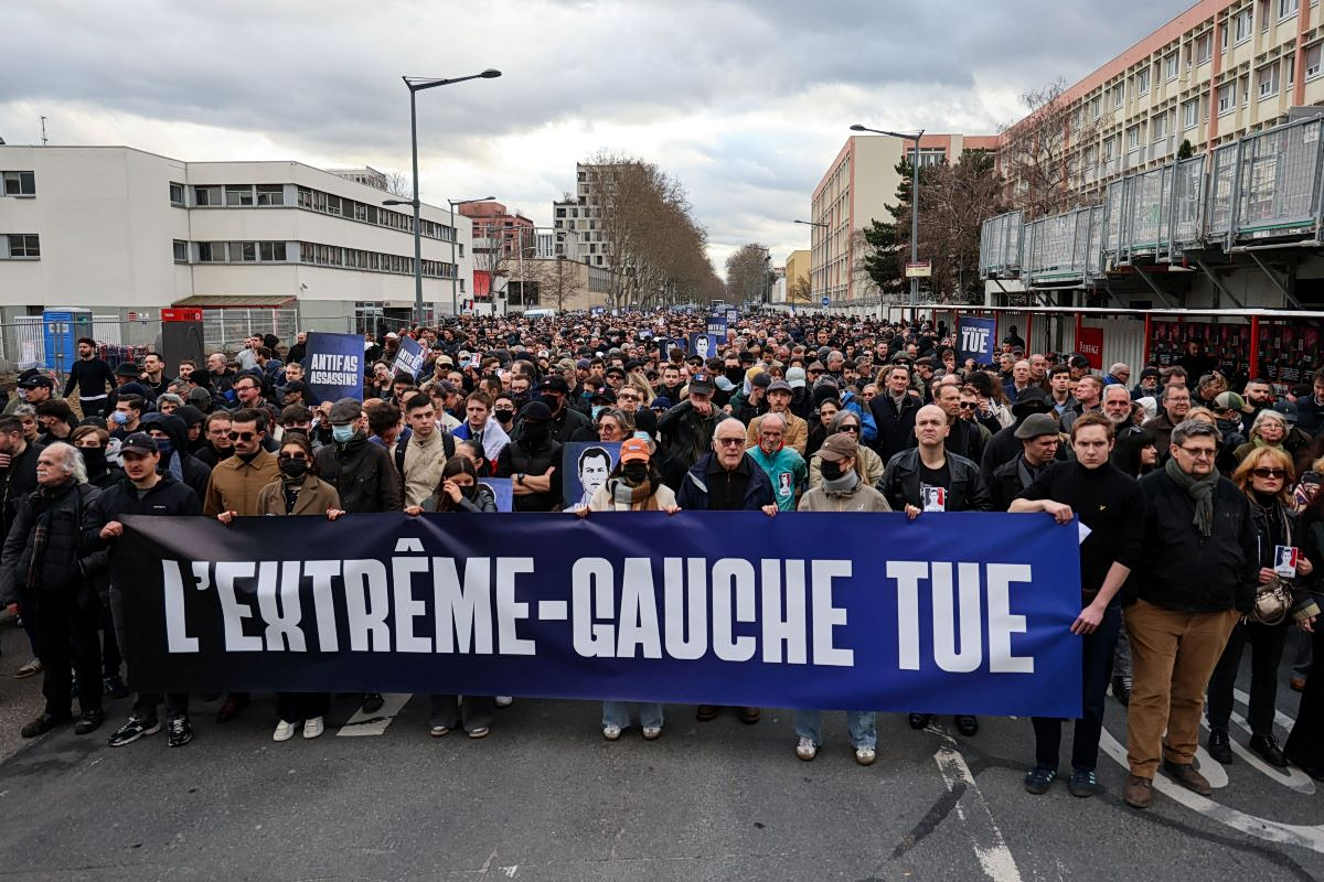 France: Significant difference between extreme right and left, poll shows