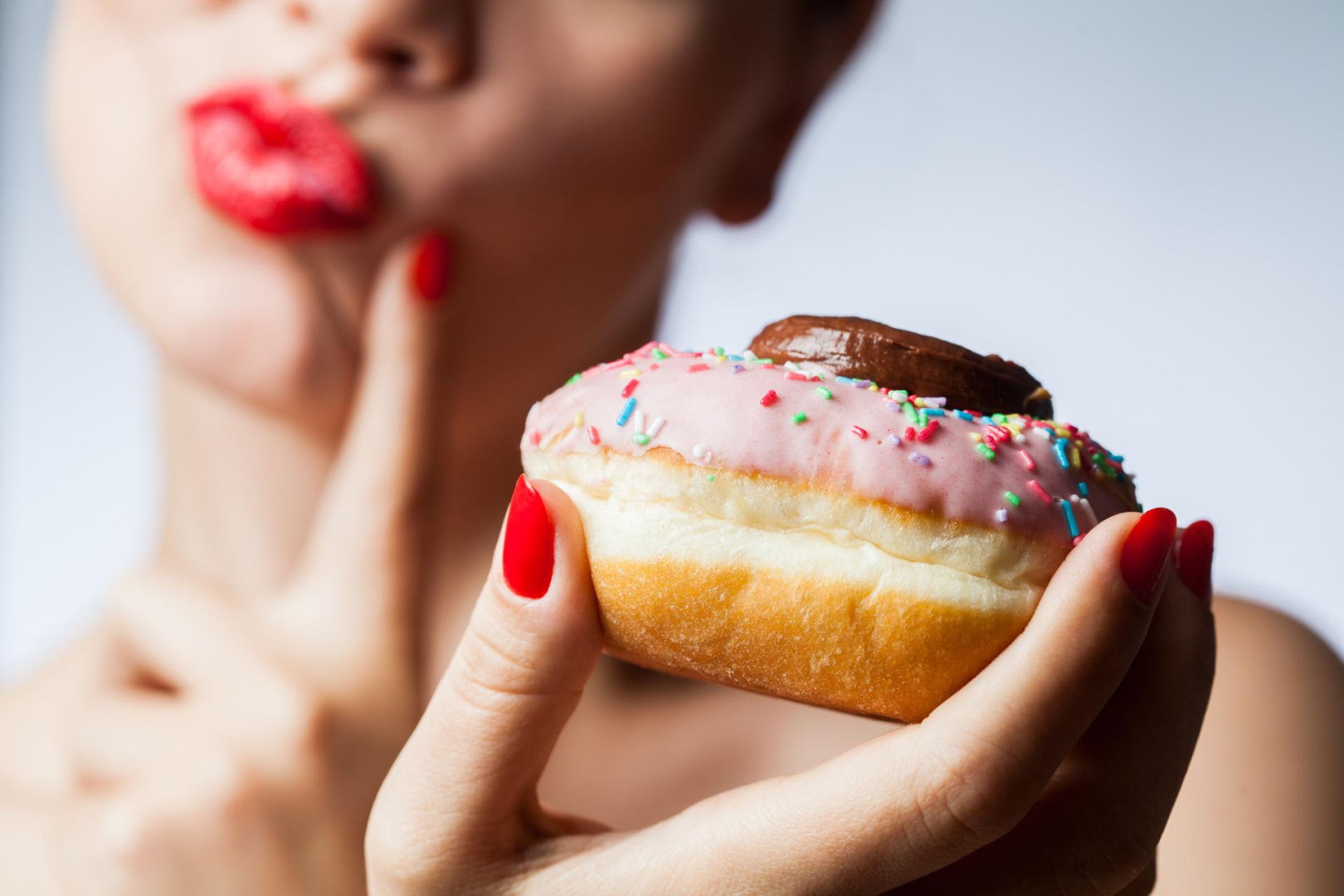 Fat Thursday 2024 You don't eat donuts on Fat Thursday because you're trying to lose weight? This is a bad idea. You may bring bad luck upon yourself. Superstitions about Fat Thursday