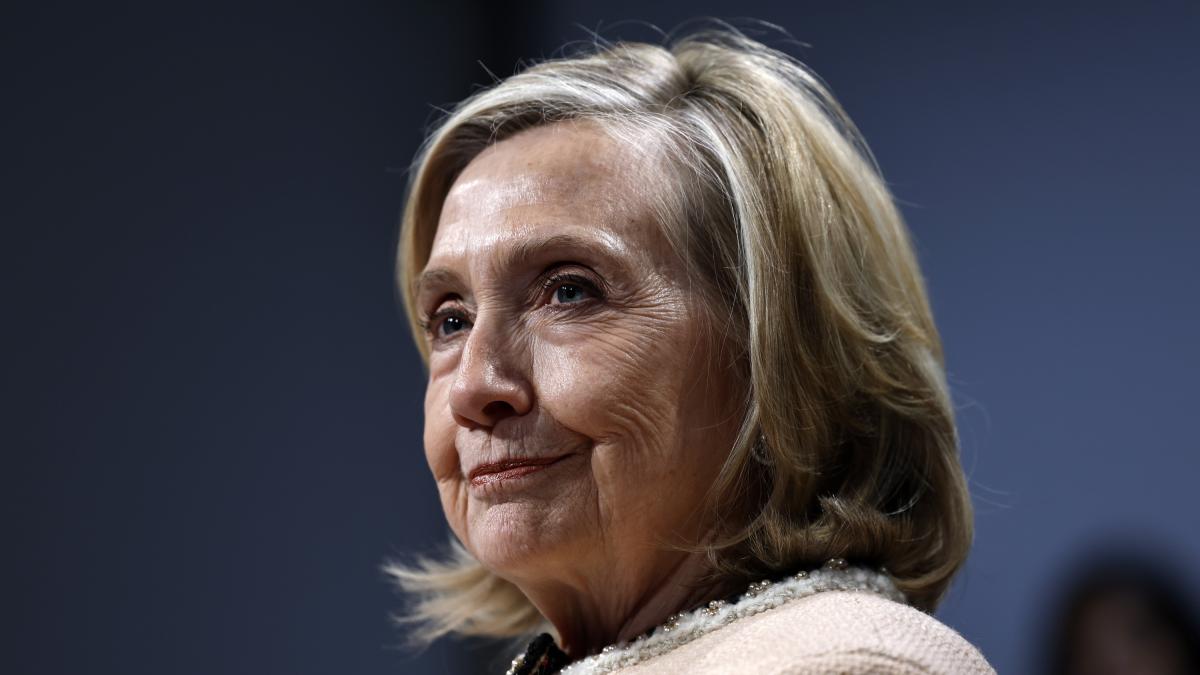 Hillary Clinton testifies before the US Congress about her alleged relationship with Jeffrey Epstein: "I don't remember meeting him"