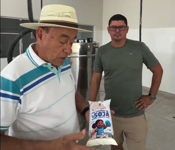 Bocalom announces opening of “mechanical cow” for soy milk production