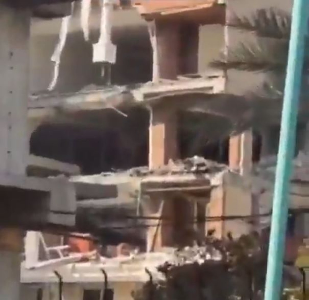 Iran: Explosion in a building of the port of Bandar Abbas