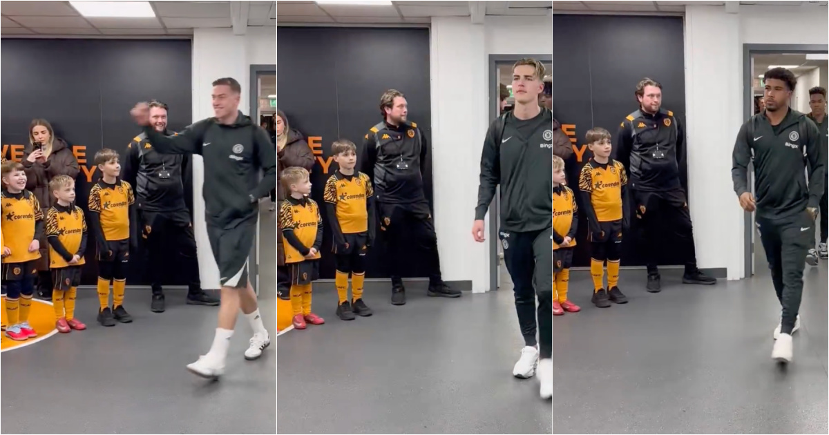 Chelsea players ignore children and spark controversy in England