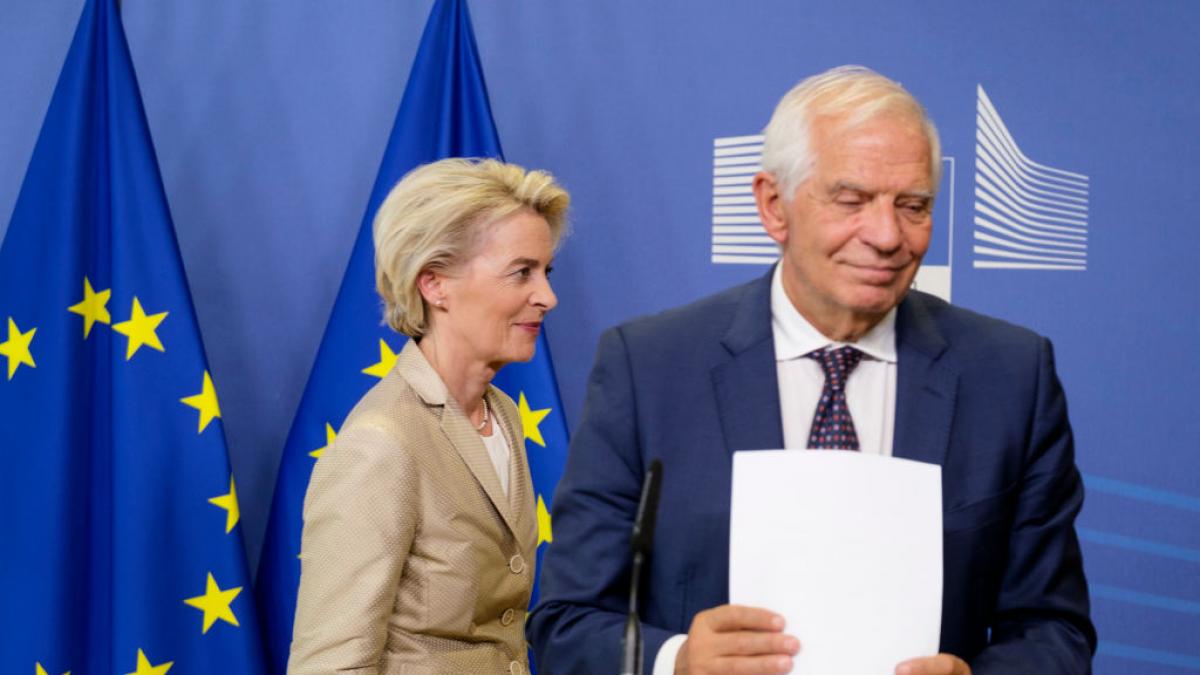 Borrell portrays Von der Leyen as no one had yet done for allowing a European presence on Trump's 'Board': "We all know which foot fits"