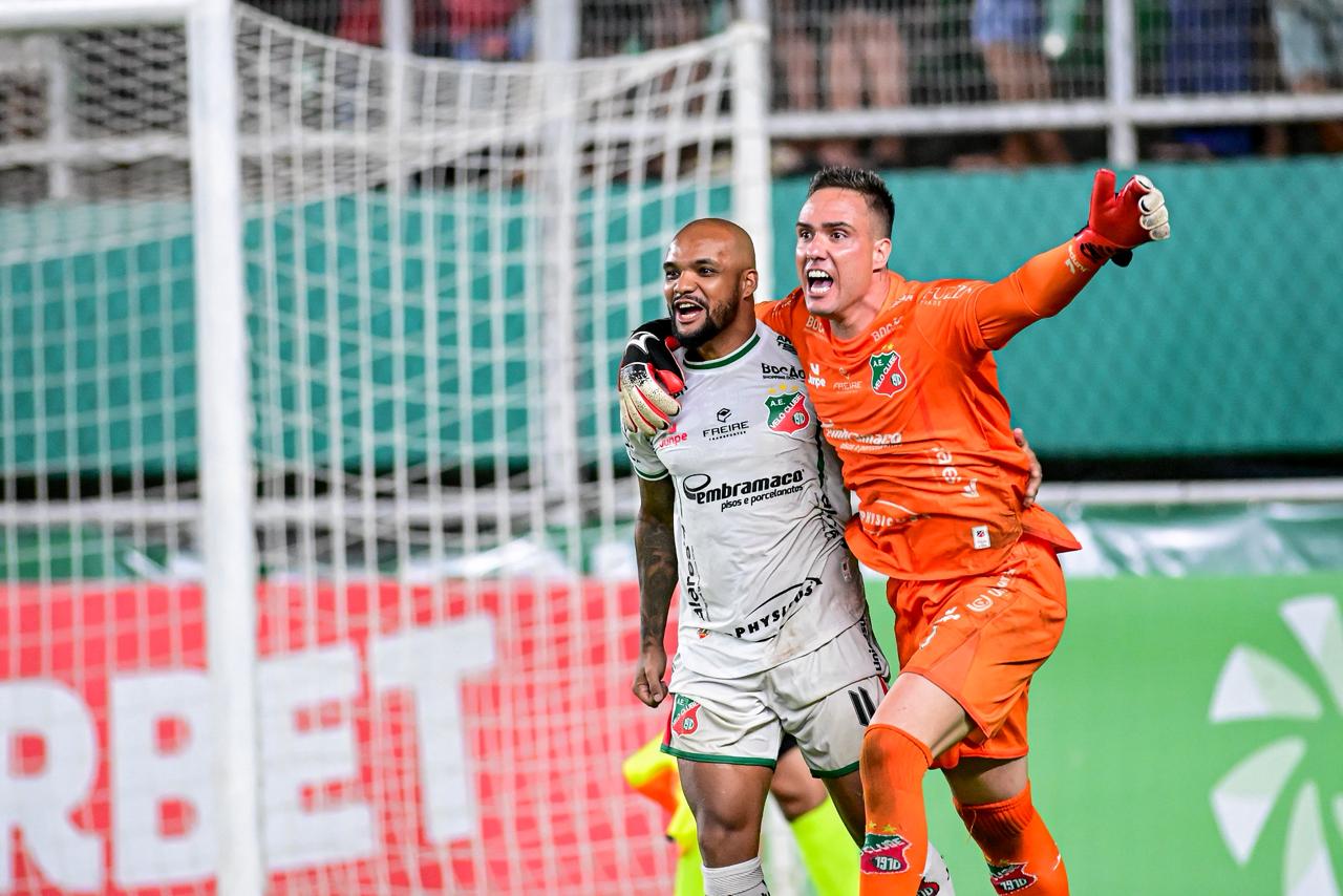 Vasco-AC loses on penalties to Velo Clube after a draw in normal time