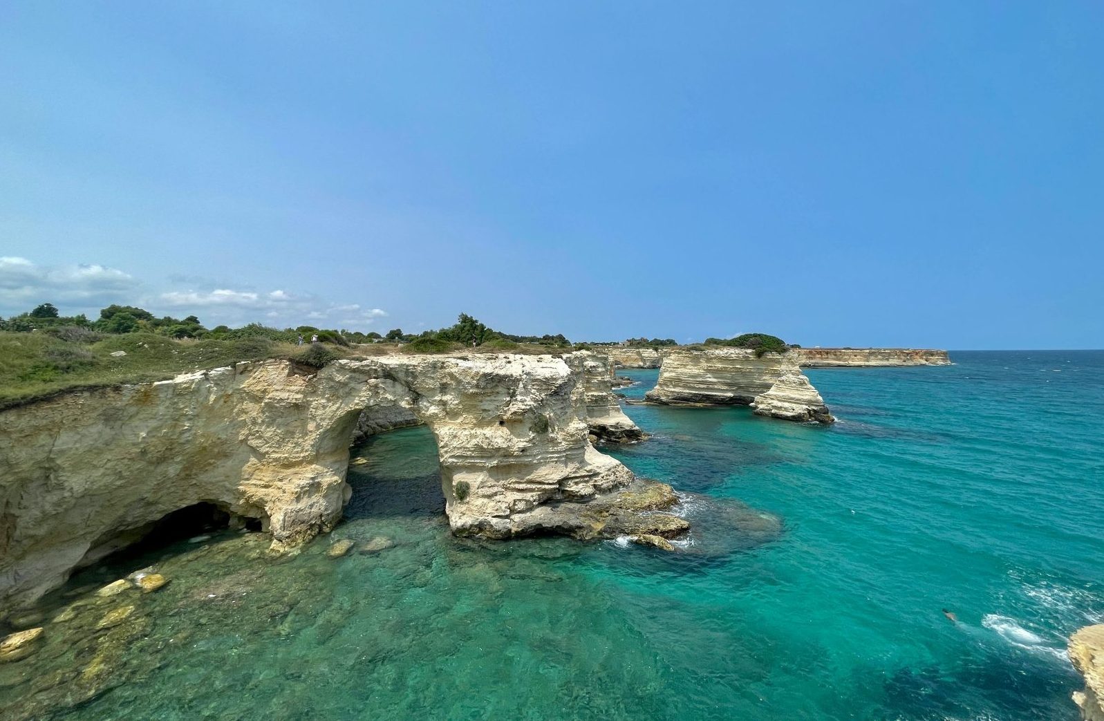 The "arch of lovers" collapsed in Italy on Valentine's Day