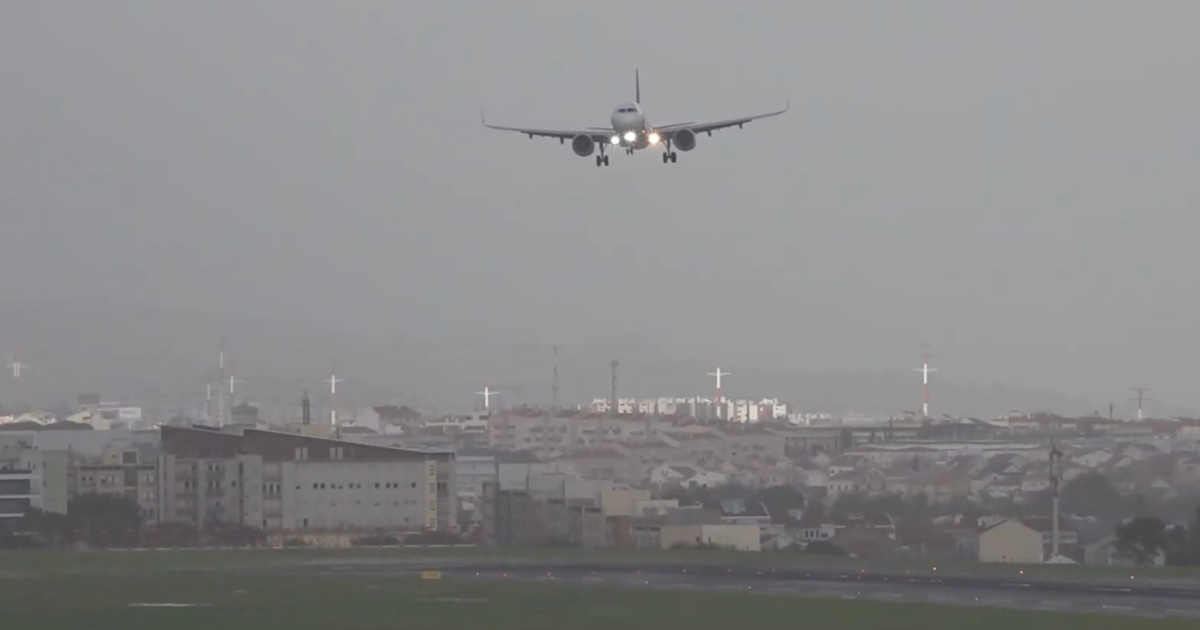 Azores Airlines pilot defies strong wind in tense landing in Lisbon