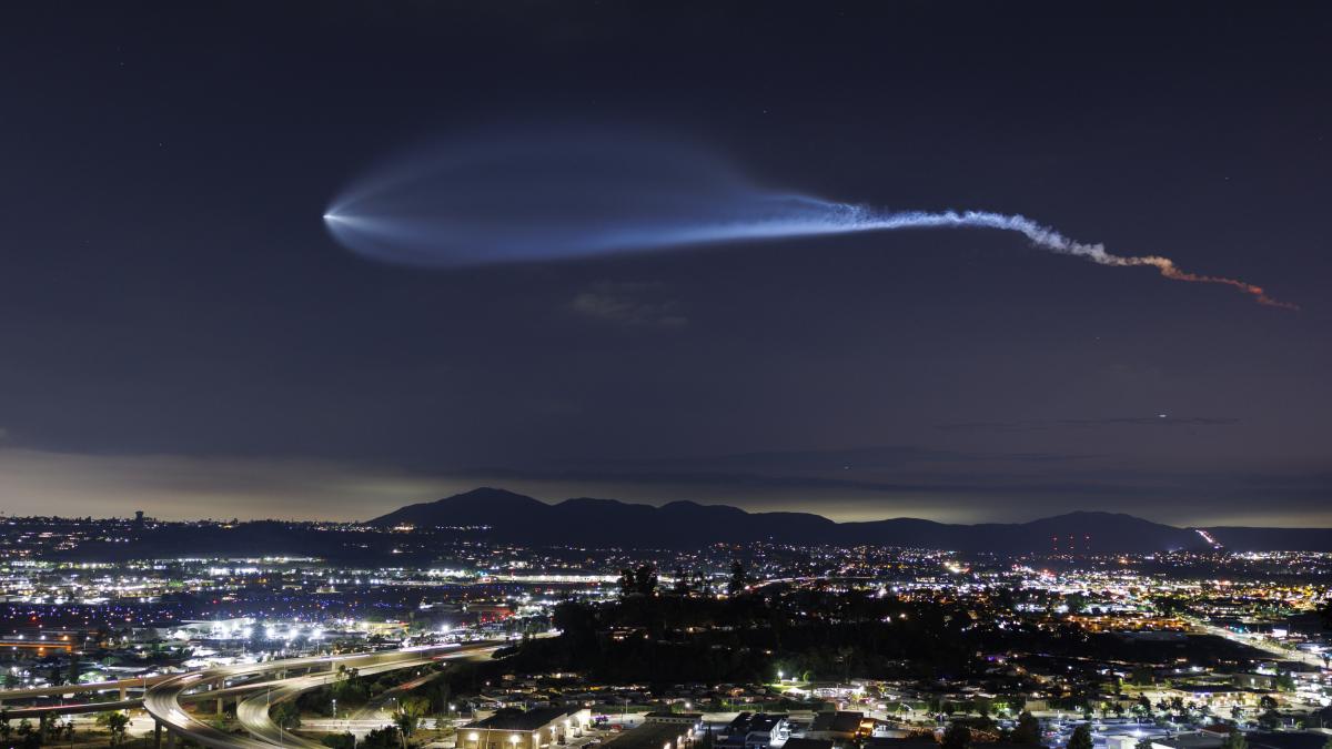 Elon Musk turns off the switch and the war changes: Ukraine recovers 200 km² in four days after blocking Starlink to Russia