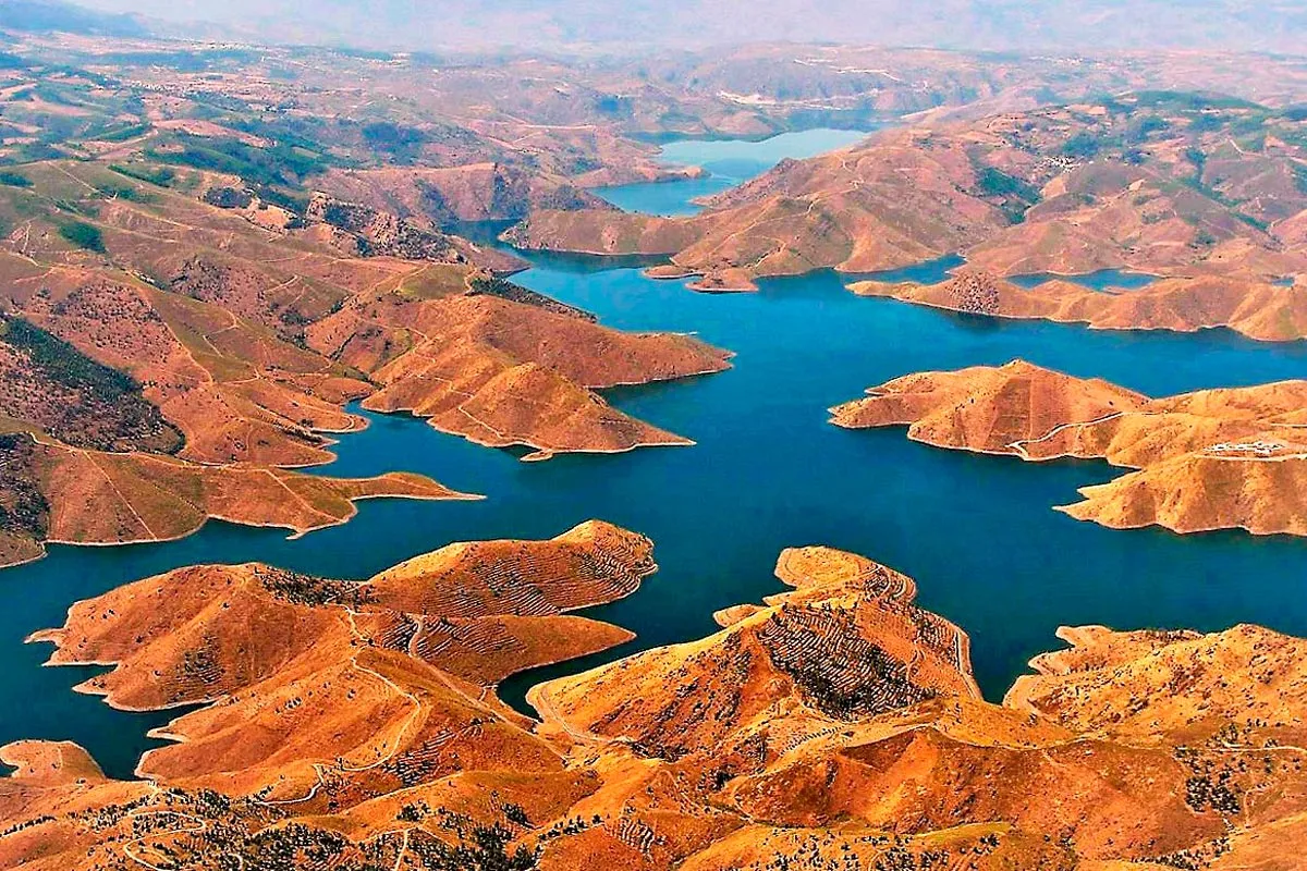 Lagos do Sabor, Alfândega da Fé.