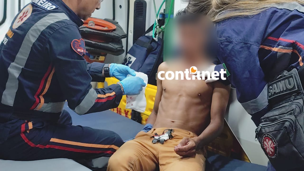 Lucas Silva Souza, de 28 anos, foi esfaqueado durante assalto enquanto voltava da igreja de bicicleta. Ele foi socorrido e está estável.